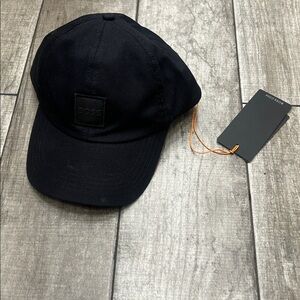 100% Authentic BOSS Black Logo Cap Derrel Pl - NWT